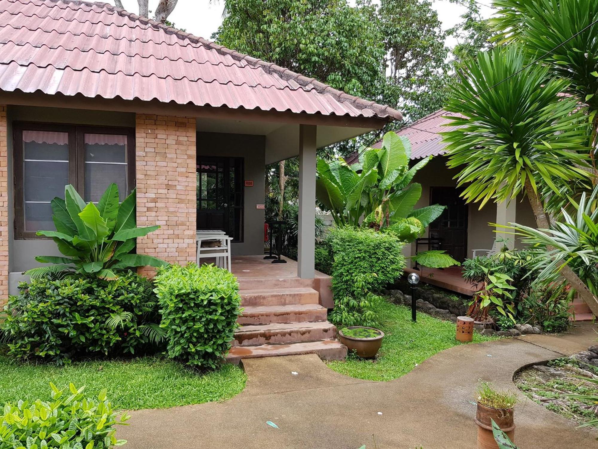 Flora Ville-Sha Plus Chalong Exterior foto