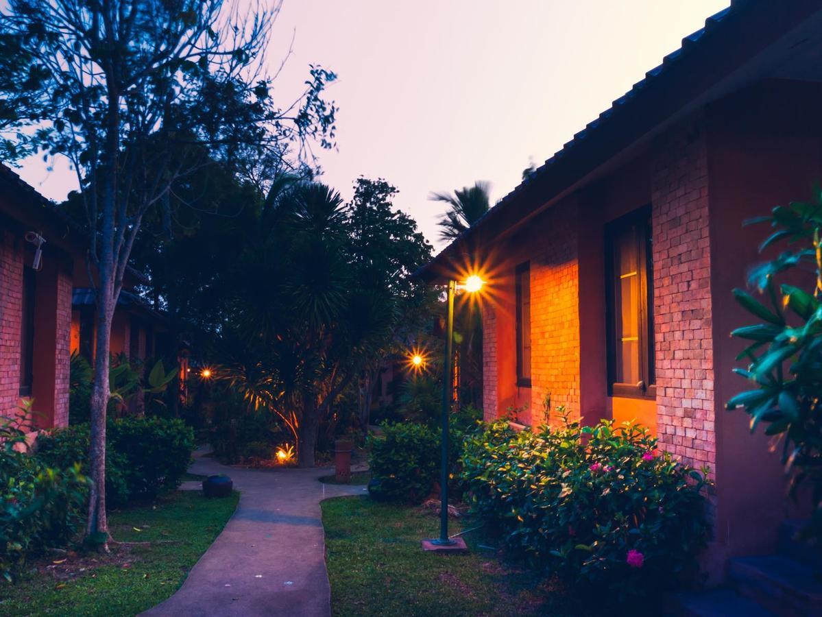 Flora Ville-Sha Plus Chalong Exterior foto